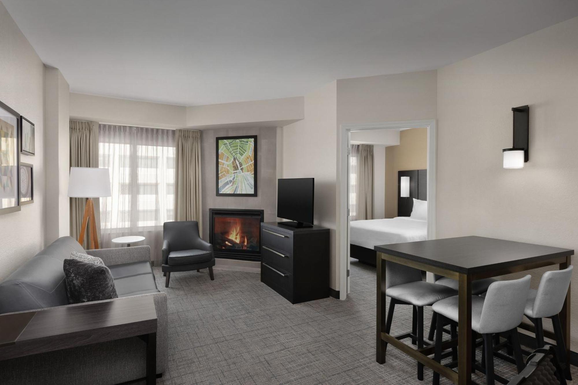Residence Inn Charlotte Southpark מראה חיצוני תמונה